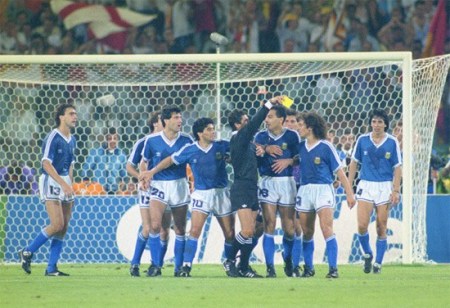 其中1990年意大利世界杯的笔墨最重