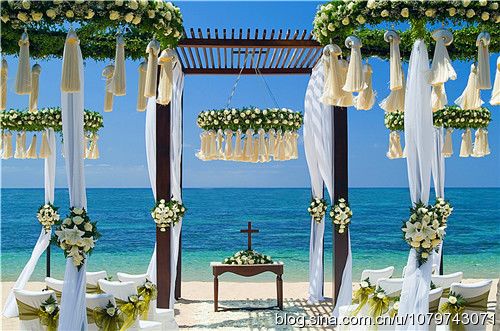 沙滩婚礼_沙滩婚礼现场布置图片_大海沙滩(2)