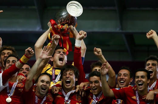 2012年欧洲杯决赛:西班牙4-0胜意大利蝉联冠军